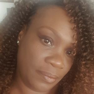 Meet your Posher, Katrina